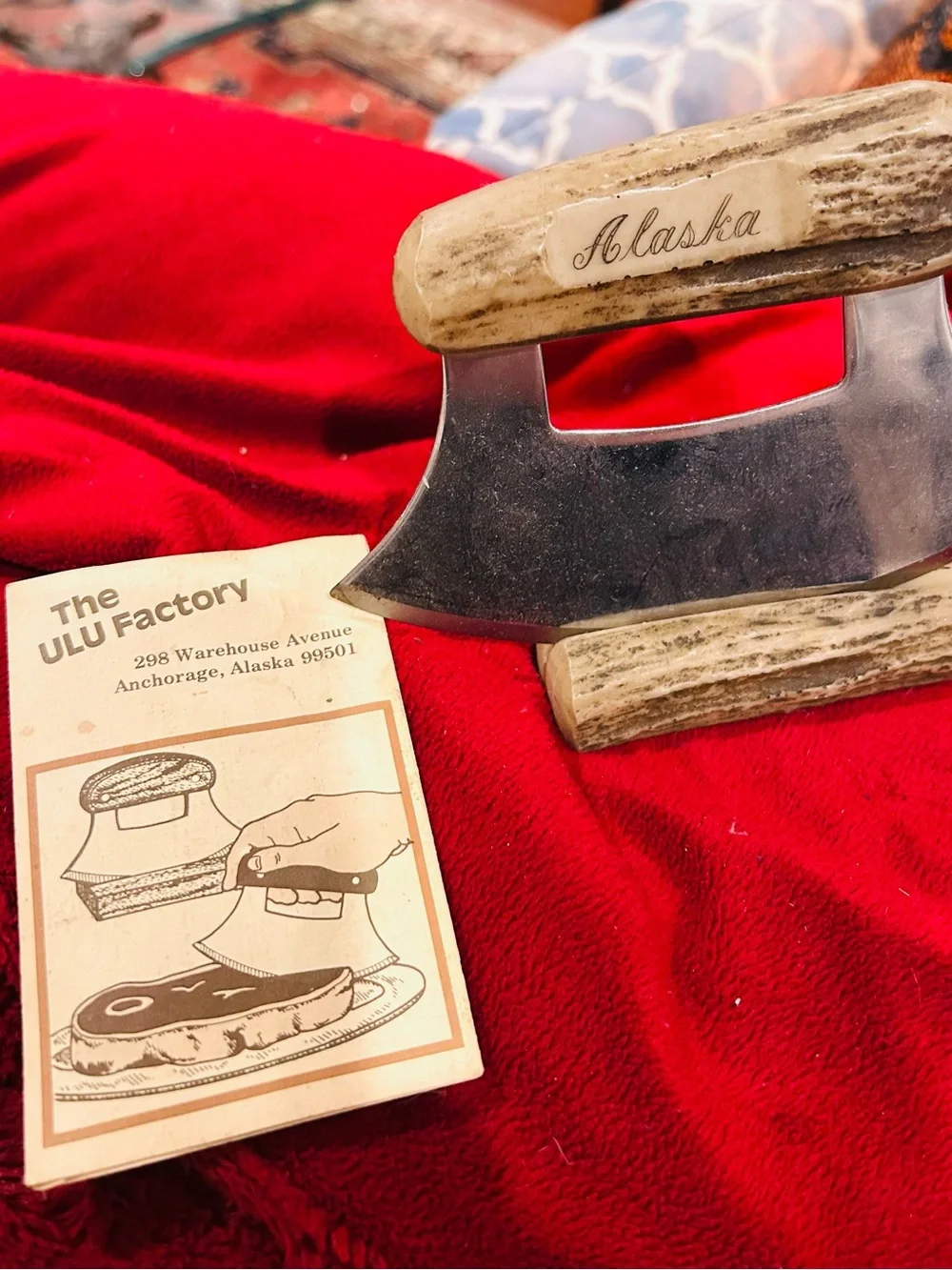 Ulu Alaska Mezzaluna Knife with Antler Handles - Silver Blade